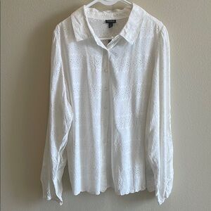 Torrid White Blouse Long Sleeve Button Up